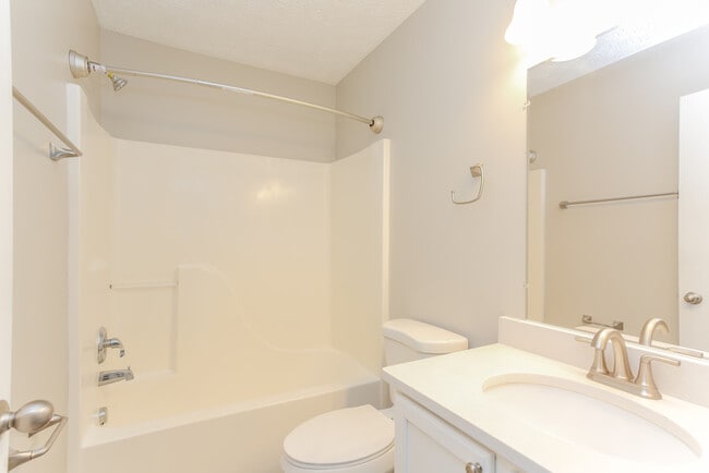 Building Photo - 2167 Ripple Rd