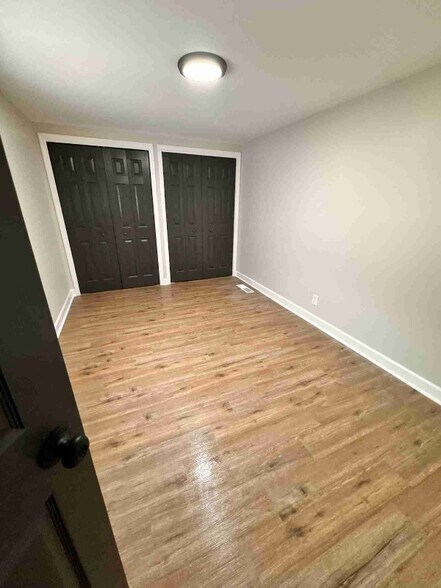 Building Photo - 15316 S Corbin St