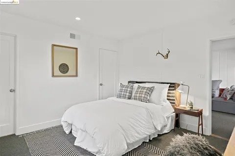 Building Photo - 4254 Gregory St