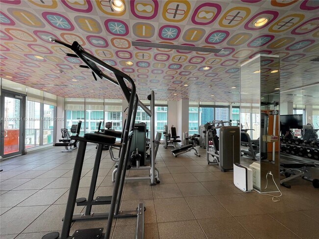 Building Photo - 31 SE 6th St