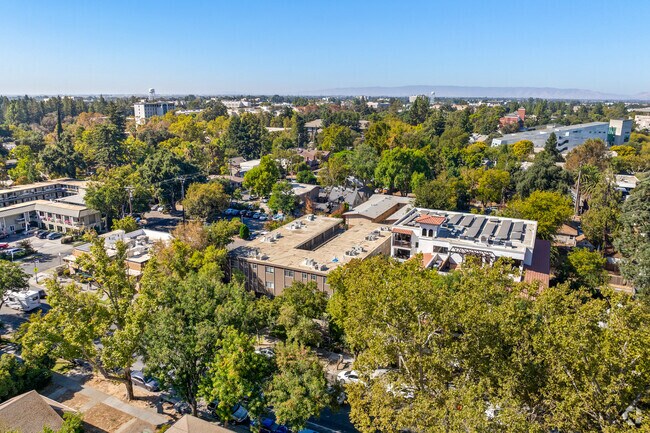 Aerial Context - B Street Apartments