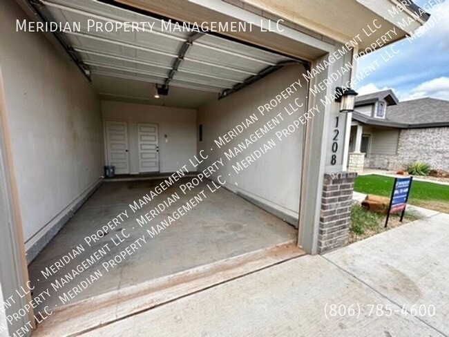 Building Photo - 1208 N 7th St