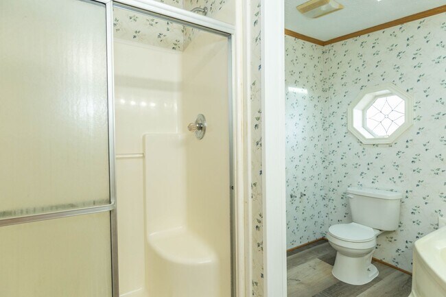 Building Photo - 3 bed, 2 bath, Rancher in Martinsburg, WV