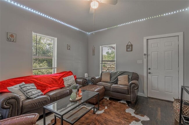Building Photo - 3210 Elks Dr