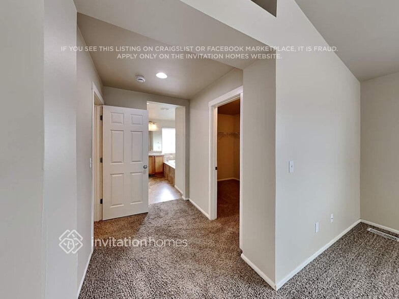 Building Photo - 2330 165th Ave Ct E