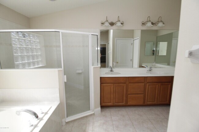 Building Photo - 184 Brandy Creek Cir SE
