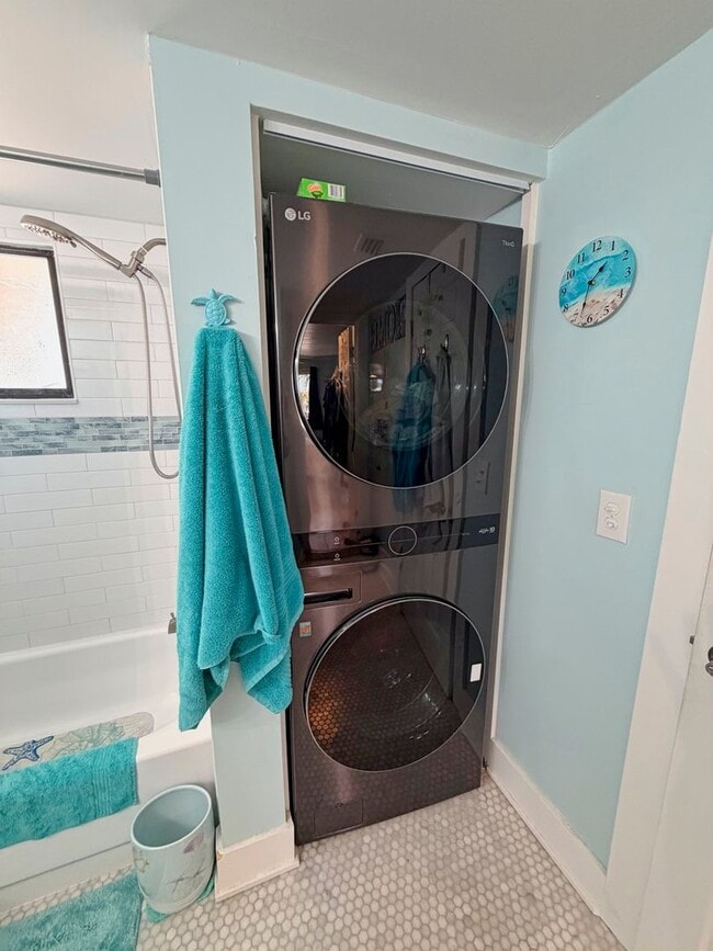 Building Photo - Beautifully Renovated, Fully Furnished Beach Condo just a short walk from the ocean.