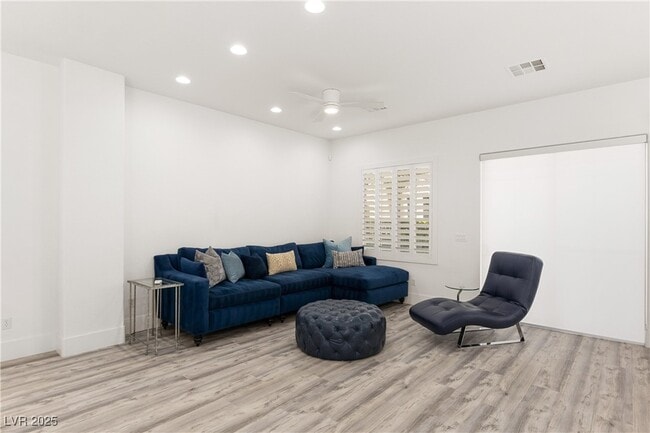 Building Photo - 9228 Whitekirk Pl