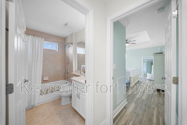 Building Photo - 9226 Astonia Way