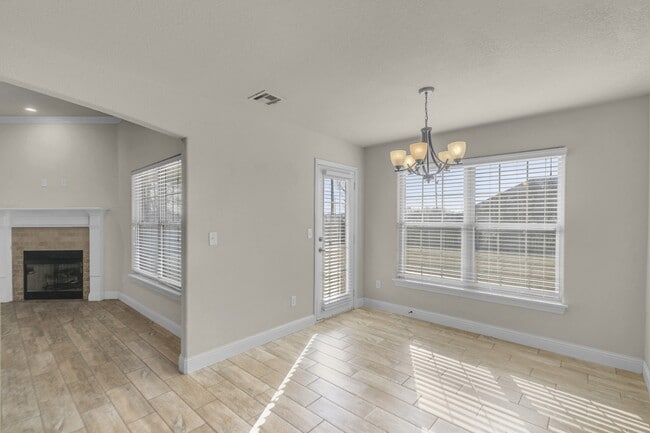 Building Photo - 1101 Chattie Dr