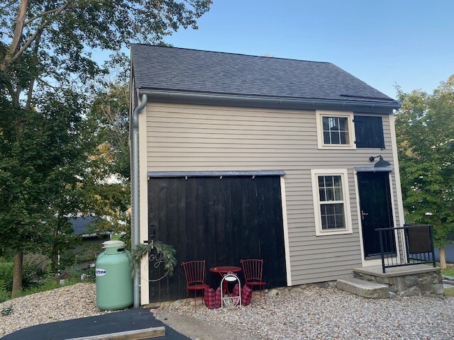 Building Photo - 85 Park St