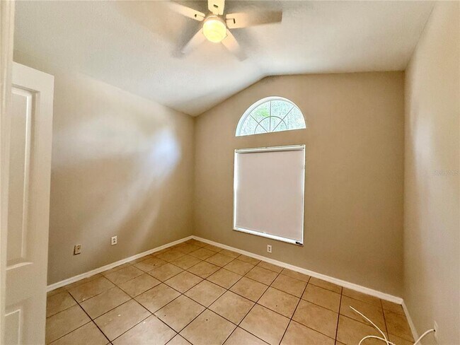 Building Photo - 5403 Lindburg St