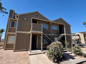 Building Photo - 2704 Aarondavid Dr