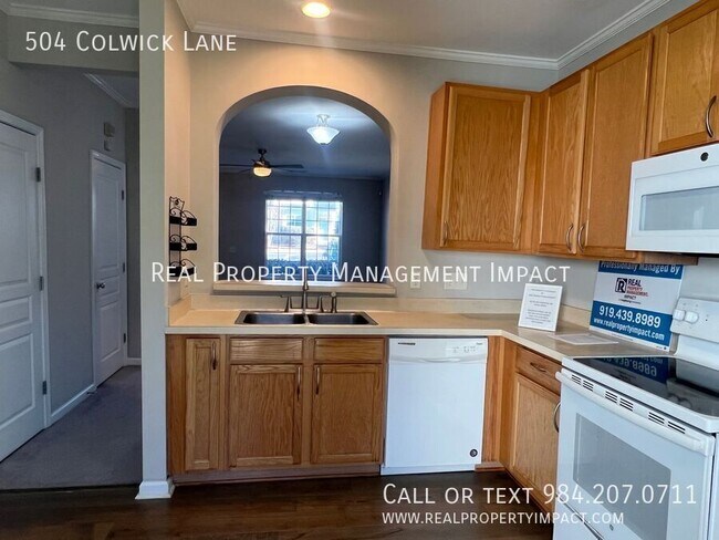 Building Photo - 504 Colwick Ln