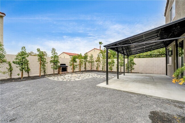 Building Photo - 9475 McCombs St