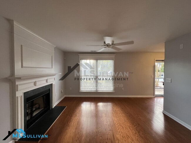 Building Photo - 4905 Gaithers Pointe Dr