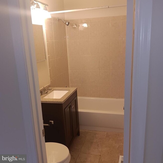 Building Photo - 14914 Belle Ami Dr