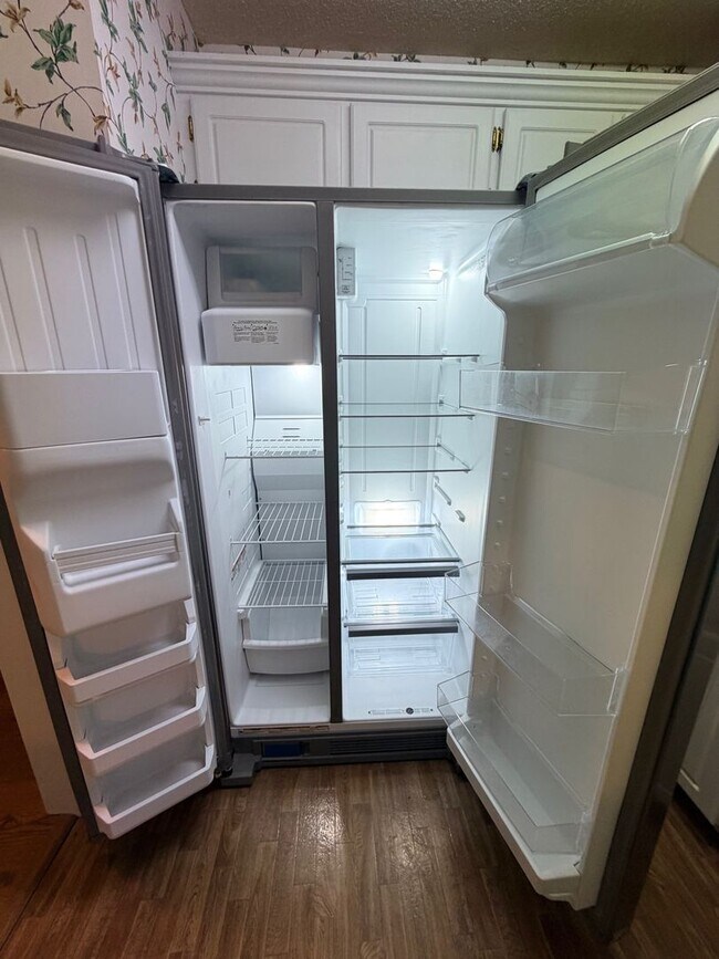 Building Photo - 121 Timberwood Rd