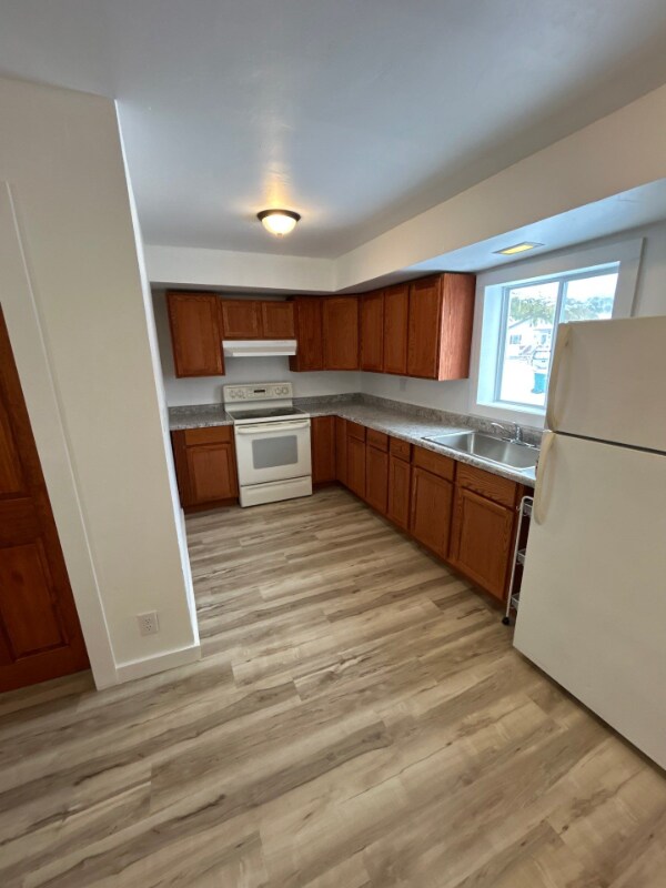 Building Photo - 2106 Thomas St