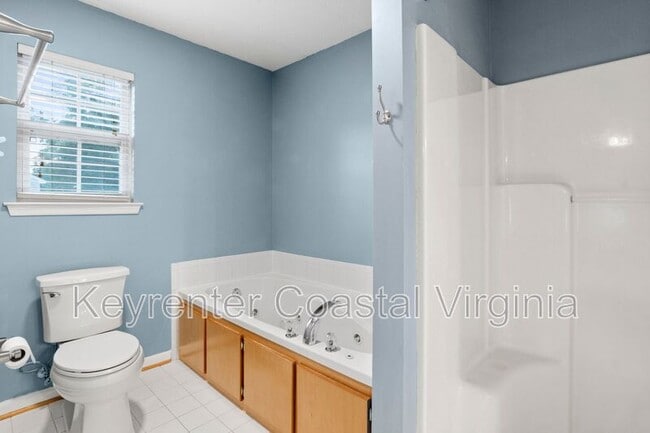 Building Photo - 16309 Smithfield Heights Dr