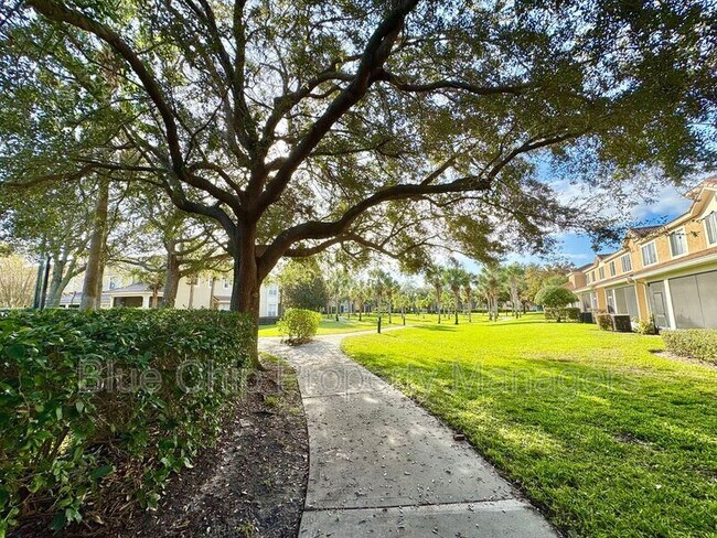 Building Photo - 6402 Cava Alta Dr