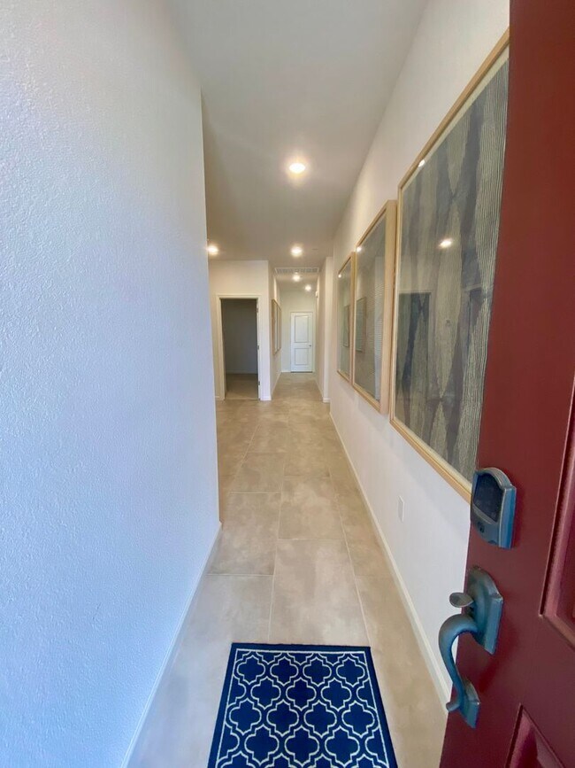 Building Photo - Breathtaking 4/2 Rancho Cordova Model w/TO...