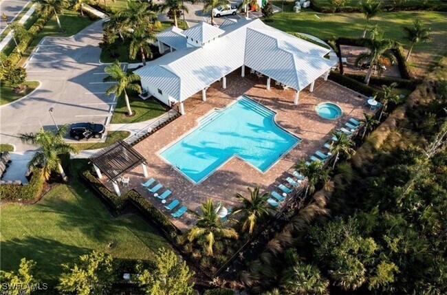 Building Photo - 3320 Pilot Cir