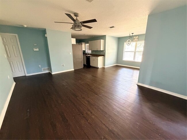 Building Photo - 310 W Berckman St