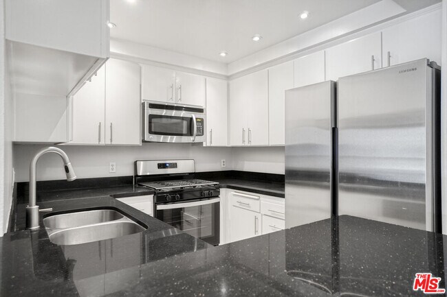 Building Photo - 8601 Falmouth Ave