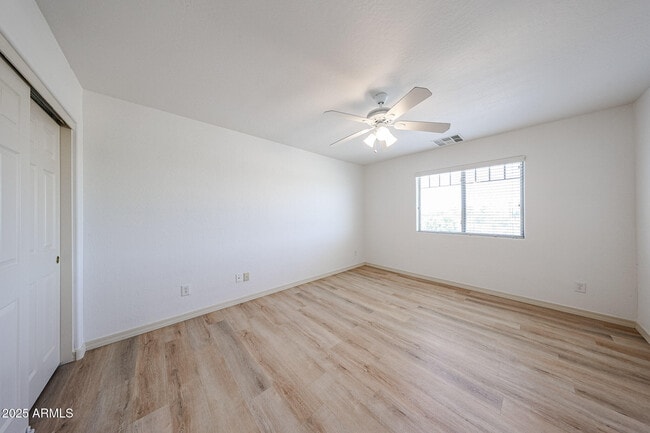Building Photo - 17435 W Saguaro Ln