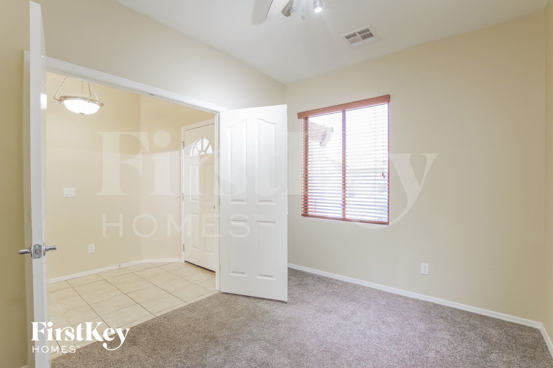 Building Photo - 8939 W St John Rd