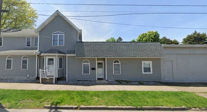 Building Photo - 602 W 5th St