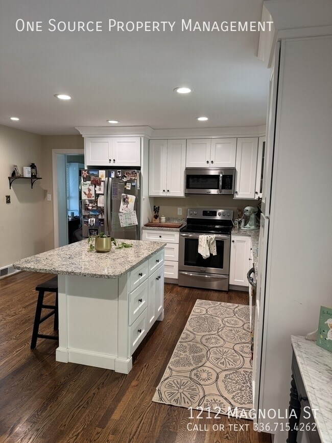 Building Photo - 1212 Magnolia St