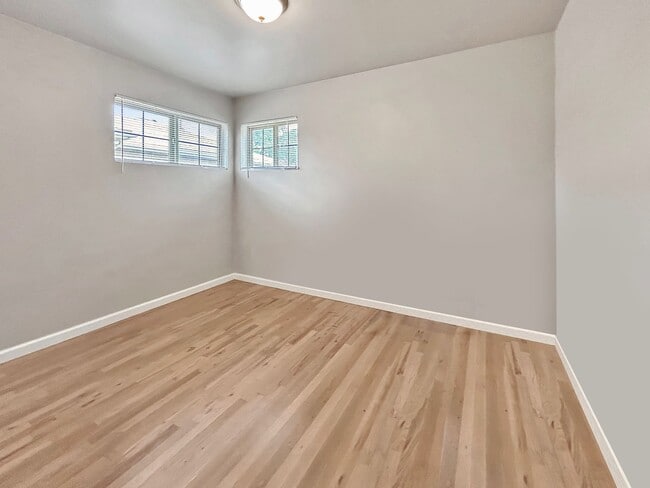 Building Photo - SLOAN'S LAKE: 2-BEDROOM UNIT WITH HIGH-END FINISHES