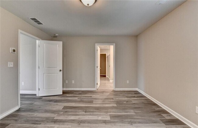 Building Photo - 125 Osprey Overlook Dr