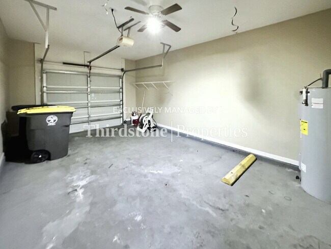 Building Photo - 7877 Playpen Ct