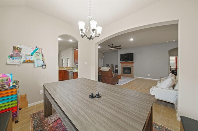 Building Photo - 2402 Via Montesano