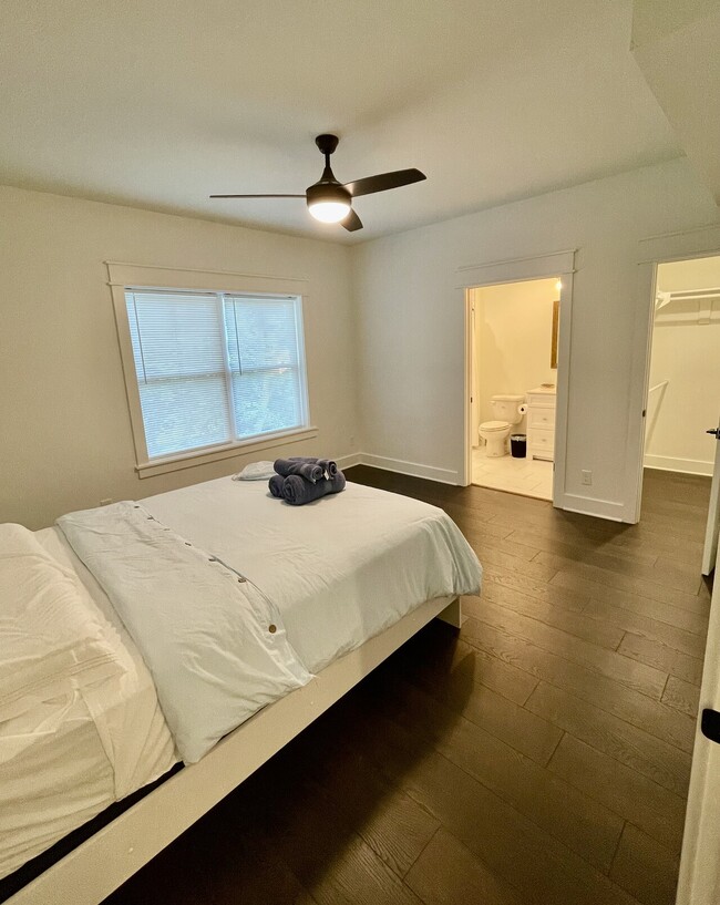 Building Photo - 4317 Holly