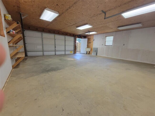 Building Photo - 8107 Pinto Ln