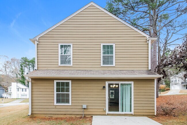 Building Photo - 5029 Brittany Dr