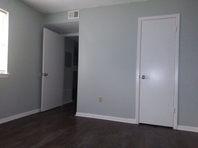 Building Photo - 518 Cypress St