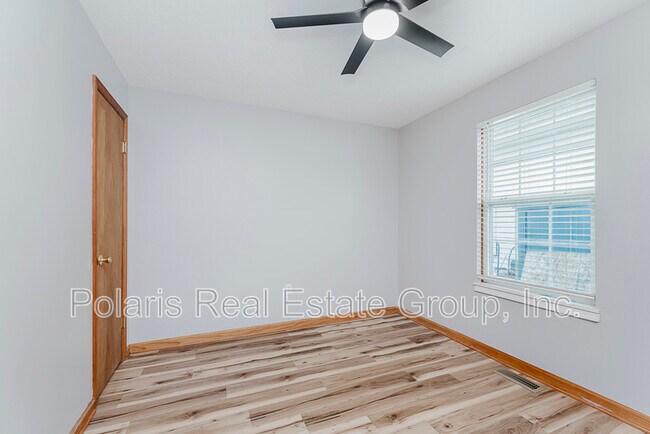 Building Photo - 1807 Cherry St