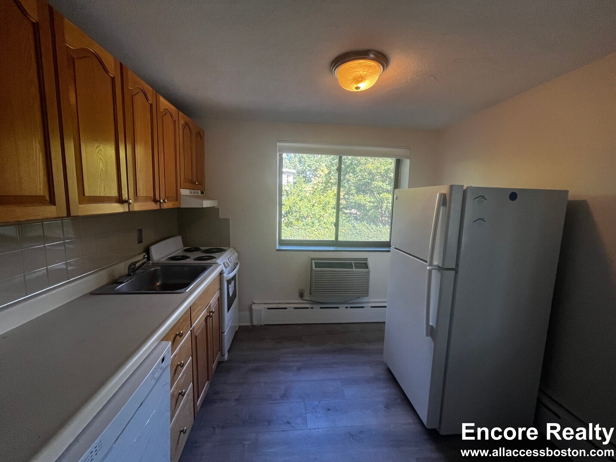 Building Photo - 15 Chester St