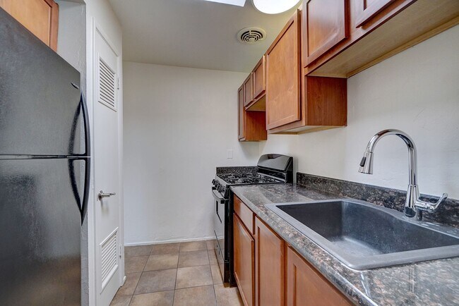 Interior Photo - Riverside Suites