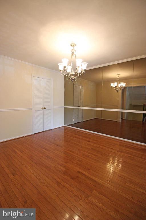 Building Photo - 5117 Bellemeade Ln