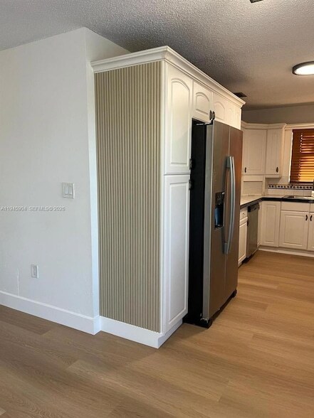 Building Photo - 1045 SW 122nd Ct