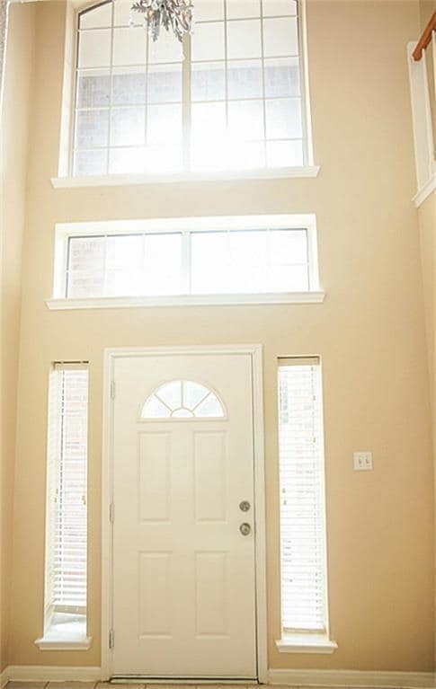 Building Photo - 21645 Forest Colony Dr