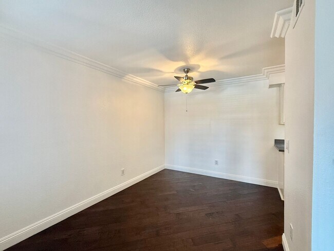 Building Photo - Beautifully Updated Condo in Gated Copper Palms Community