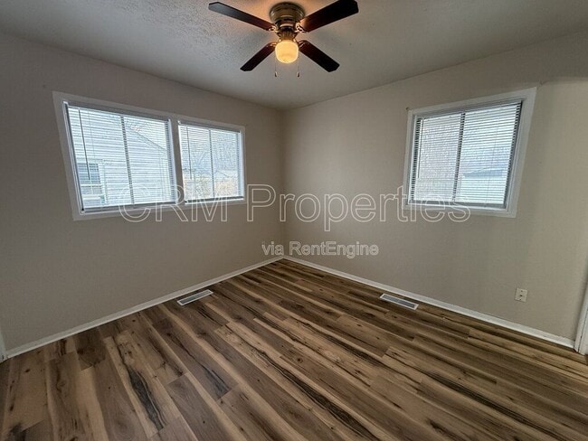 Building Photo - 5209 Mohawk Dr