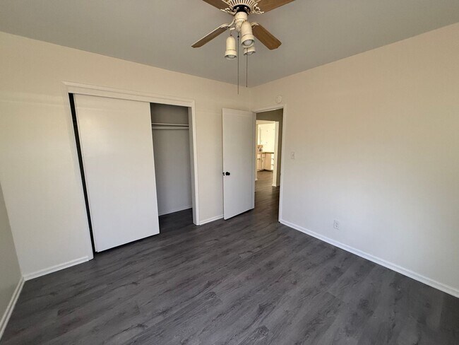 Building Photo - E. E Campus Way